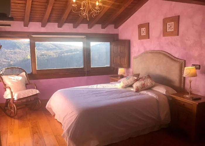 Amparo * מוגאראז